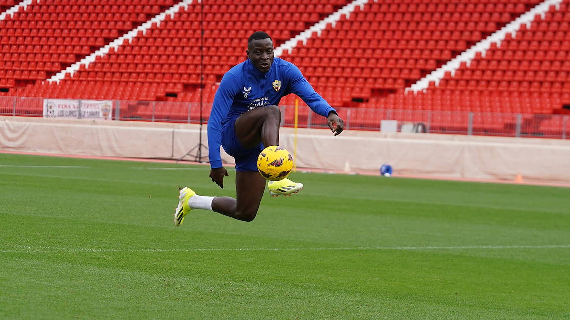 UD Almería UDASenegal 'libera' a Dion Lopy que no tendrá que irse Ideal